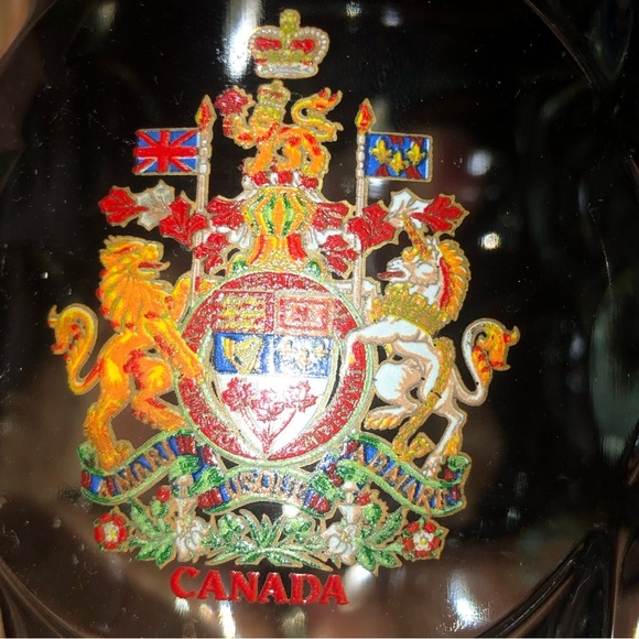 Canada Coat of Arms Glass on back Peter Goldring, member of Parliment- no flaws - Picture 7 of 7